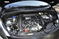 1.6リッター直4ターボエンジンは、「プジョー208GTi by Peugeot Sport」と同じ208psと30.6kgmを生み出す。