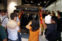 発表会場で注目されたのは、やはり「荷室」。