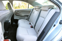 【テスト車SAI Gのオプション装備】
ワイドビューフロントモニター＋クリアランスソナー＆バックソナー＝8万4000円／SRSリアサイドエアバック＋後左右席プリテンショナー＆フォースリミッター機構付きシートベルト＝3万450円／電動リアサンシェード＝3万1500円／G-BOOK mx Pro専用DCM＝6万7200円／ETCユニット＝1万500円） 