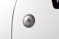 50台の限定車「プジョー3008 ナパピリ」登場の画像