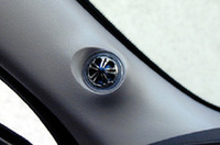 
	Aピラーにトゥイーターが収まる。
	 