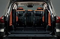 レクサス、フラッグシップSUVのLXを発売の画像