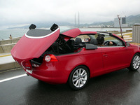 第286回：VWイオス淡路島試乗これはツウなオレ流オープンカーだ！（小沢コージ）の画像