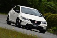 ホンダ・シビック タイプR 無限パーツ装着車