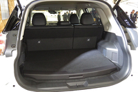 日産エクストレイルにハイブリッドモデル登場の画像