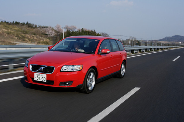 ボルボC30／S40／V50 2.0e パワーシフト（FF/6AT）【試乗記】 走っても