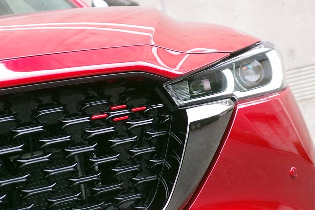 キーワードは“スポーツ”と“ギア” 「マツダCX-5」に2種の新たな特別仕様