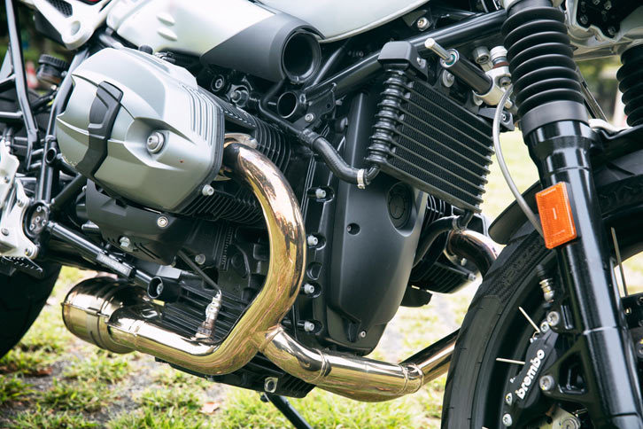 1169ccの空冷フラットツインエンジンについては、「R nineT」から特に変更はない。110psの最高出力と116Nmの最大トルクを発生する。