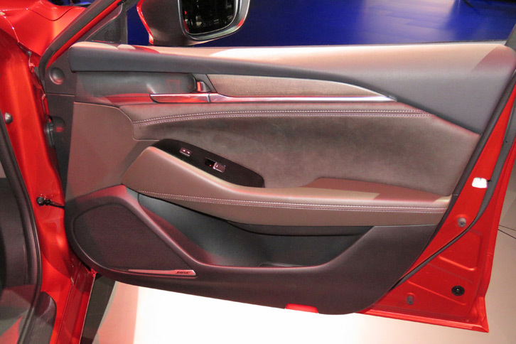 マツダ6（日本名：アテンザ）（フロントドア）