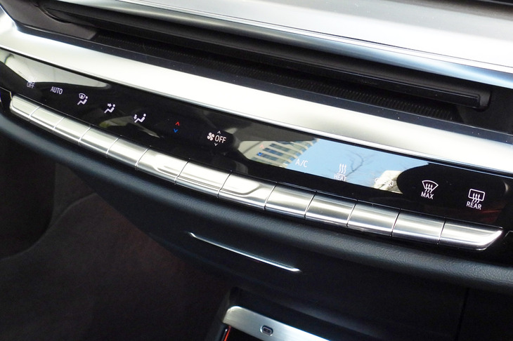 キャデラック・リリック（エアコンの操作パネル）