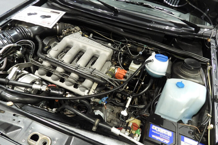 フォルクスワーゲン・ゴルフGTI-16 v（1990年）