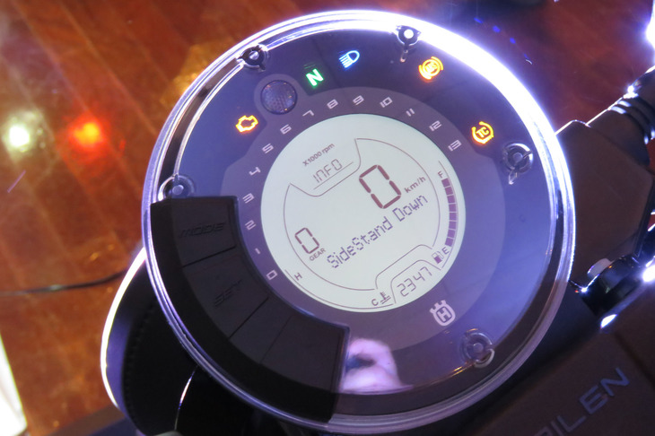 ハスクバーナ・ヴィットピレン701