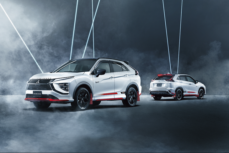 エクリプス クロス ラリーアートアクセサリー装着車（一部純正アクセサリー）