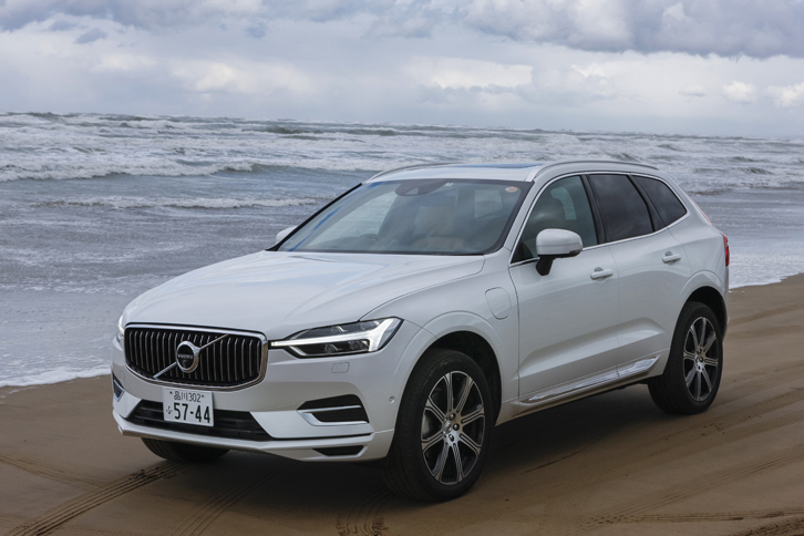 「XC60 T8 Twin Engine AWDインスクリプション」