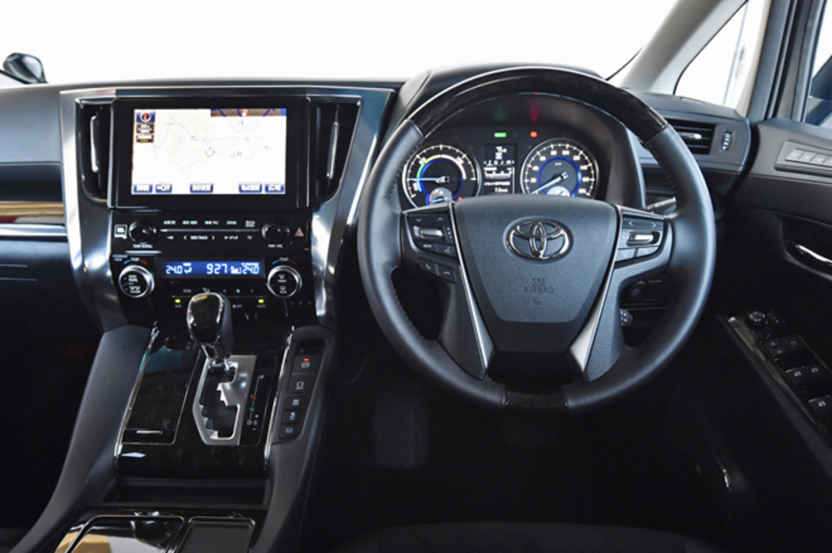 トヨタ ヴェルファイア 内装 外装など30枚 画像 写真 Webcg