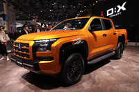 新型「三菱トライトン」。国内では2024年初頭に発売される見込み。