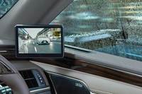 レクサス、新型「ES」にデジタルアウターミラーを世界初採用の画像