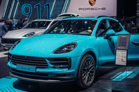 「マカン」シリーズに搭載されるエンジンは2リッターの直4、または2.9リッターのV6で、すべてターボチャージャー付きだが、車名に「ターボ」が付くのはトップグレードのみとなっている。