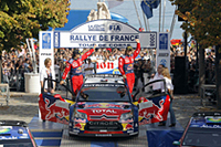 ローブ＋シトロエンが母国イベントを制覇！　10勝目を獲得し、タイトル獲得に王手をかける【WRC 08】