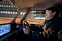 今回、夜の首都高でステアリングを握ったのは、新型「ルークス」の最上級モデル「ハイウェイスターGターボ プロパイロットエディション」のFWD車。排気量0.66リッターの軽自動車とは思えない、ターボ特有の気持ちいい加速感が味わえた。