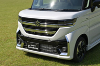 「スズキ・スペーシア」がフルモデルチェンジ　後席の座面に新機軸を採用の画像