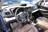 「アセント」のインストゥルメントパネルまわり。