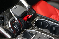 ランボルギーニ、高性能SUVの「ウルス」を日本初公開の画像