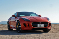 日本市場で販売された「ジャガーFタイプ」のうち、4WDモデルは2割を占めるという。