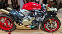 1／4スケールの「ドゥカティ1299パニガーレRファイナルエディション」（979ピース）。