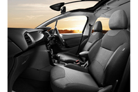 「C3 エクスクルーシブ」のインテリア。
    