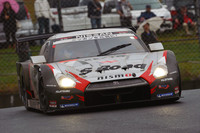 最終戦を待たずに2012年シーズンの優勝を決めた、No.1 S Road REITO MOLA GT-R（柳田真孝／ロニー・クインタレッリ組）。