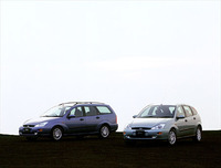 フォード・フォーカス2000GHIA 5ドアハッチバック(4AT)【試乗記】の画像