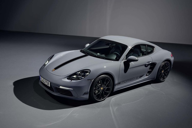 高級　2024年製　235/35R20 1本　ボクスター　ケイマン　718 こだわりのドレスアップでアピール 「ポルシェ718ボクスター／718