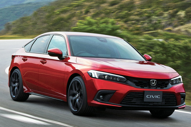 2021年8月に正式発表された新型「ホンダ・シビック」。1972年に登場した初代から数えて、11代目のモデルとなる。