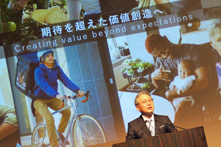 ソニーとの提携の意義について、新しい価値の創造にあると語るホンダの三部社長。