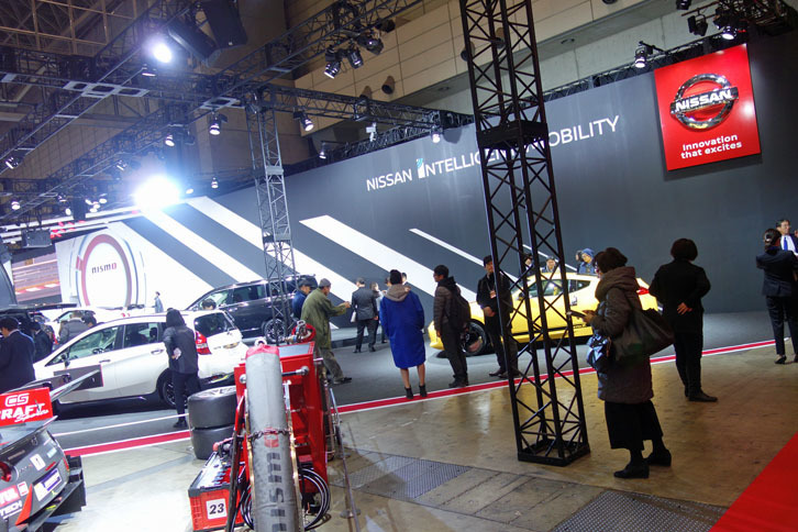 日産ブースの様子。