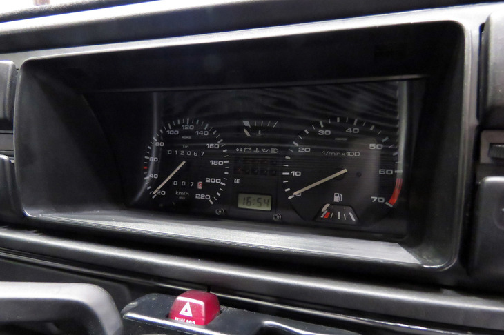 フォルクスワーゲン・ゴルフCLi（1990年）／スピニングガレージ