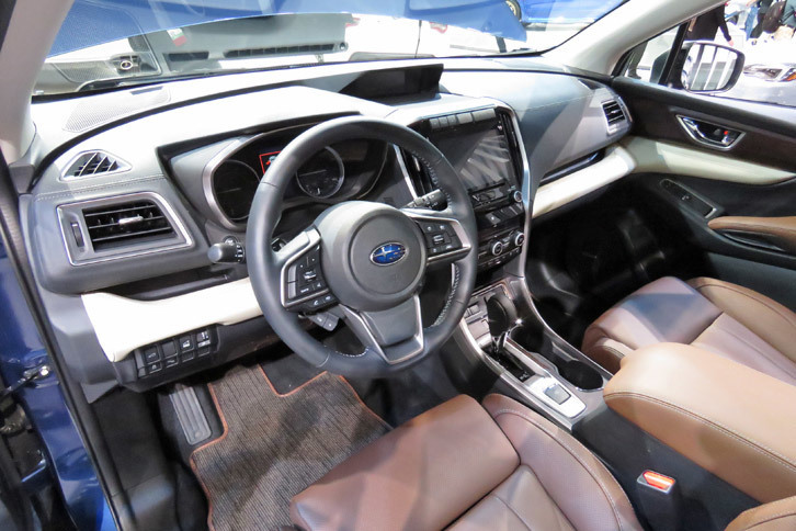 「アセント」のインストゥルメントパネルまわり。