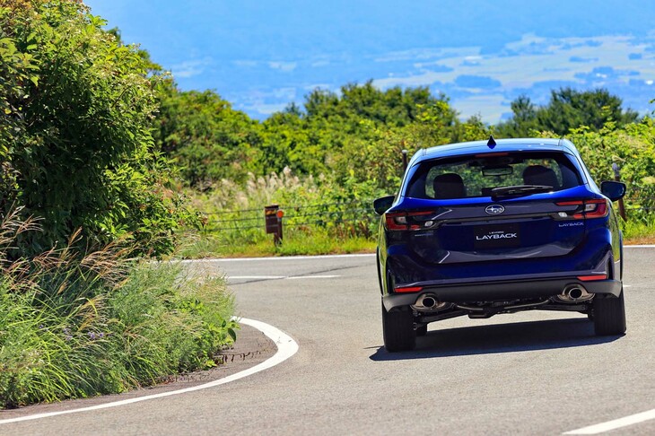 SUV人気の高まりにともない、スバルでも「クロストレック」や「アウトバック」といった派生モデルが、ベース車を上回る人気を博している。「レヴォーグ レイバック」も、いずれは“本家”を超える人気モデルとなるかもしれない。