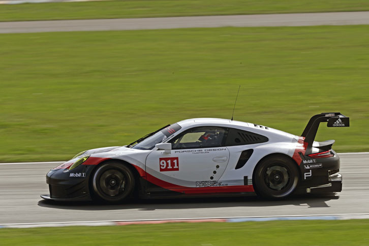 ルマン24時間では惜しくも表彰台を逃した「911 RSR」だが、WEC第4戦ニュルブルクリンク6時間レース（2017年7月14～16日）では、LM-GTEプロクラスで2位と3位を獲得した。