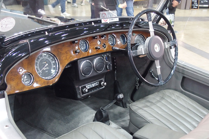 アルヴィス4.3リッター ヴァンデンプラ ツアラー（コンティニュエーションモデル）