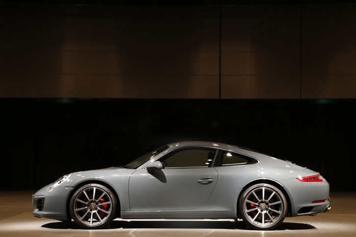 ポルシェ911カレラS（7AT）