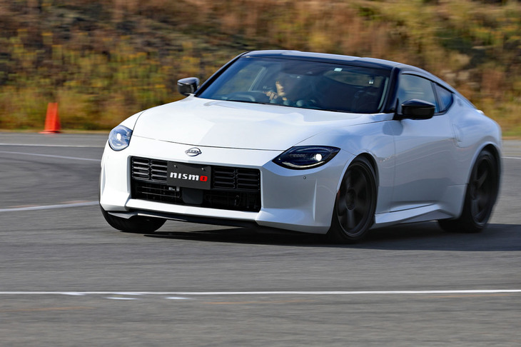 試乗車にはストリート向けのブレーキパッドも装着されていた。微細なGから高Gまで、幅広い領域での正確かつリニアな操作性を追求したものだ。