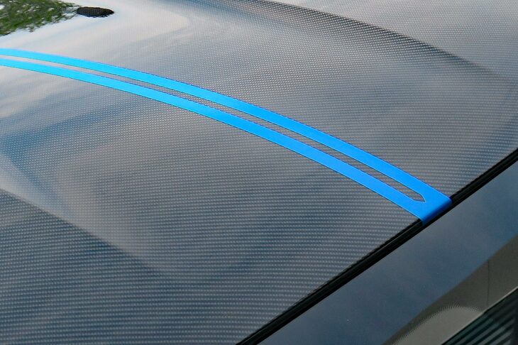 アルピーヌA110 Rルマン（カーボンルーフ＆ブルーストライプ）