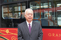 南海りんかんバスの和田純一社長。「高野山は信仰の聖地。大型電動バスの導入は環境対策として最適であると考えました。クリーンな空気と、高野山が持つ特別な雰囲気の維持にもつながります」と話す。
