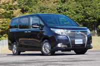 新型ミニバン トヨタ・エスクァイア登場