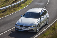 BMWが3シリーズツーリングに2モデルを追加