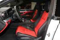 ランボルギーニ、高性能SUVの「ウルス」を日本初公開の画像