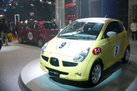 【東京オートサロン2005】スバルはストイックでスポーティ＆楽しくポップの画像