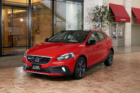 「V40クロスカントリー アン ミカセレクション」